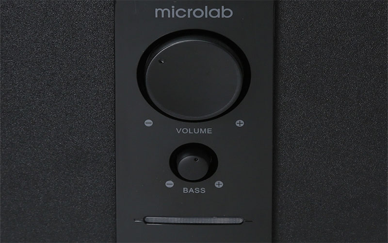 loa-vi-tinh-microlab-m-106bt-2 Bảng điều khiển của Loa vi tính Microlab M-106BT