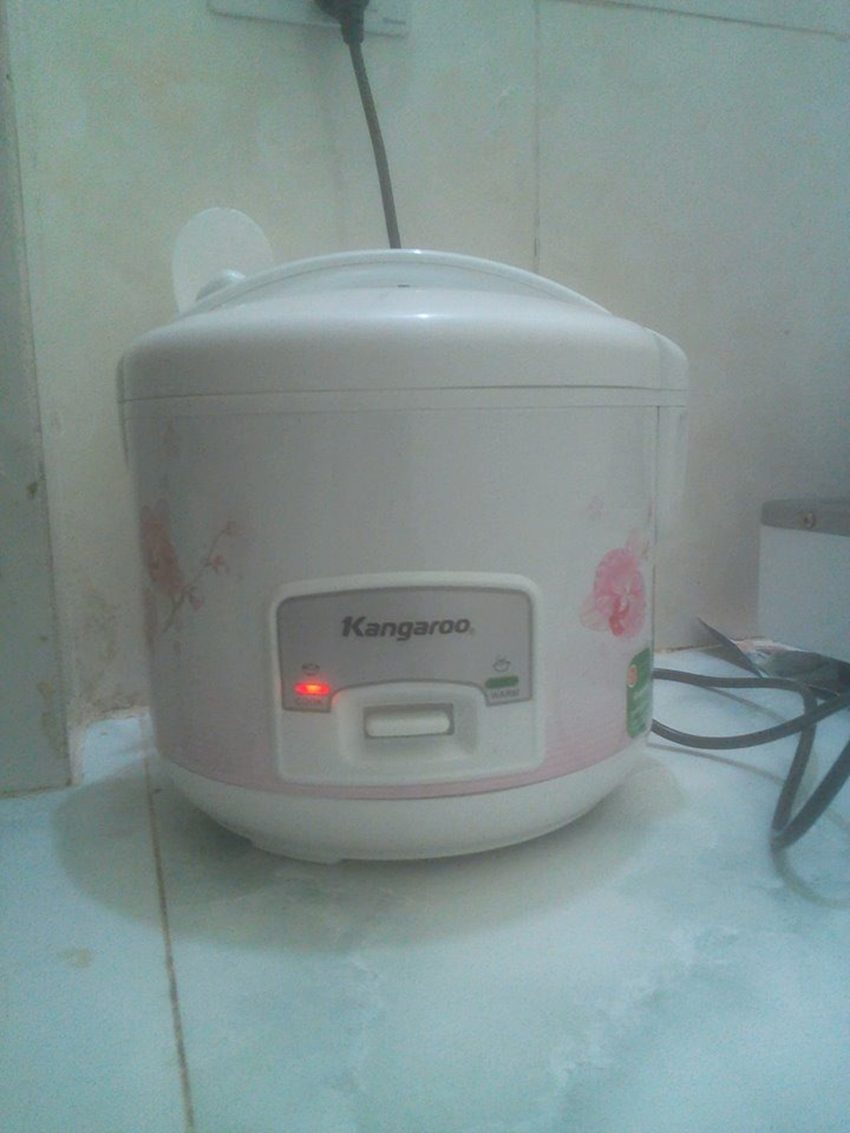 noi-com-dien-kangaroo-kg820m-5 Thiết kế của nồi cơm điện Kangaroo KG820M