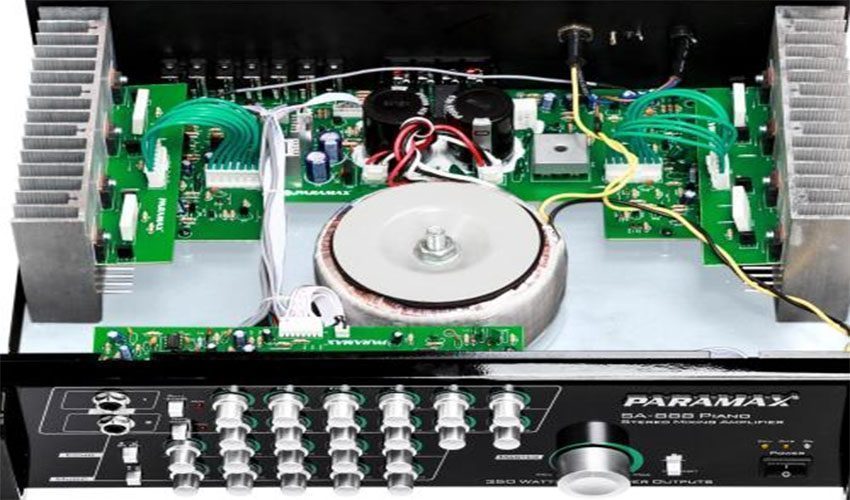 Cấu tạo bên trong của Ampli karaoke Paramax SA-888 PIANO 2018