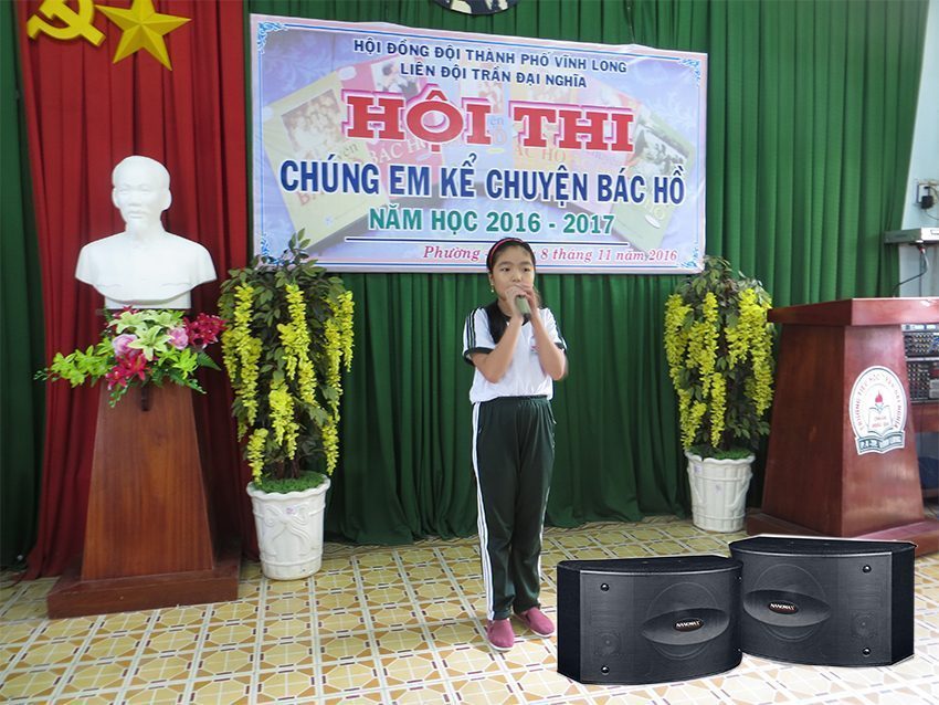 Loa nằm Nanomax S-326 sử dụng cho các cuộc thi