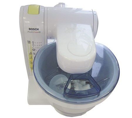 may-danh-trung-tron-bot-bosch-mum4600_4 Bosch MUM4600